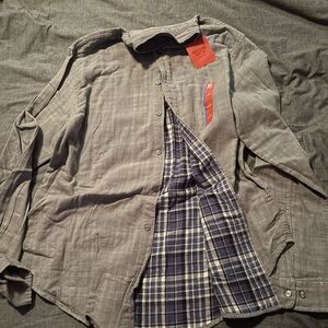 Mossimo Supply Co. Gray Casual Button Down Shirt